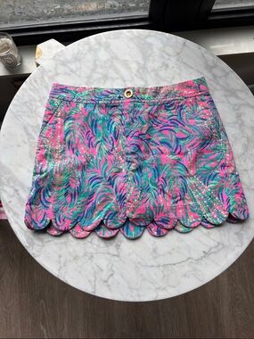 Lilly Pulitzer Callahan Scalloped-Hem Shorts